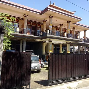 Okantara House Pensión